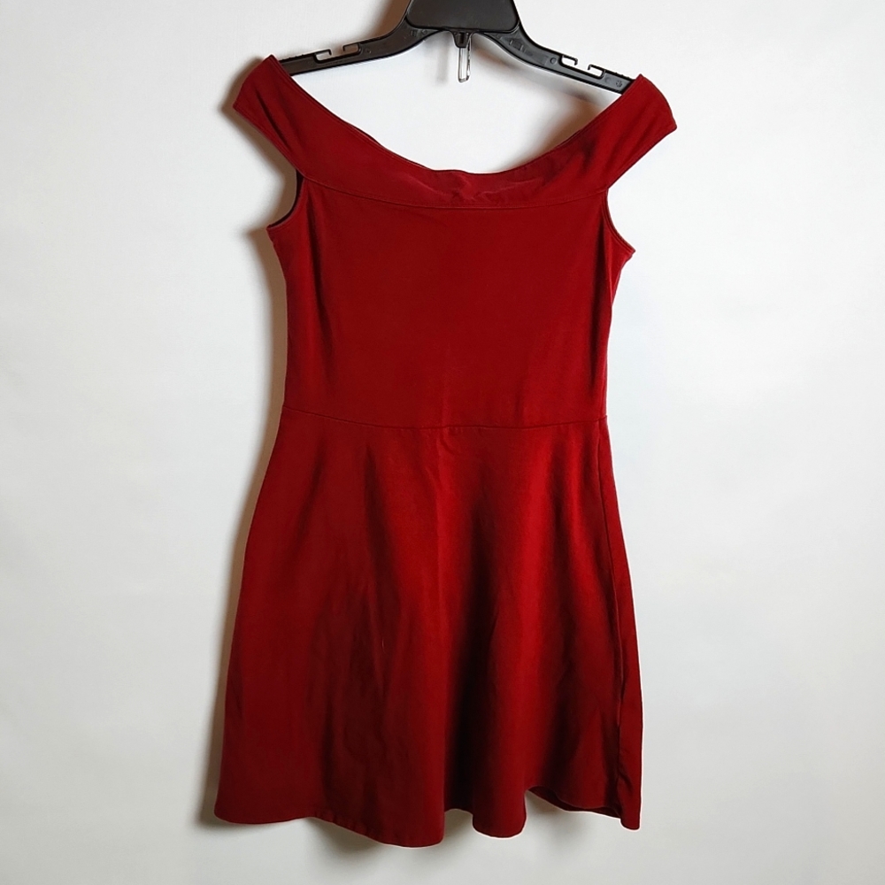 Hollister Burgundy wide strap fit & flare dress Size-Med